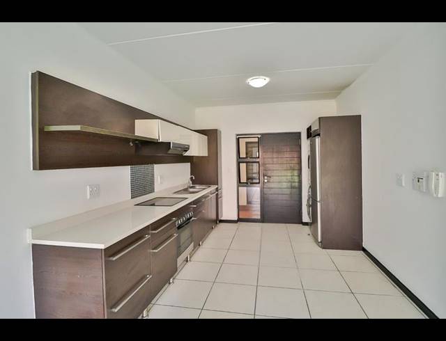 2 BEDROOM PROPERTY TO RENT IN MODDERFONTEIN